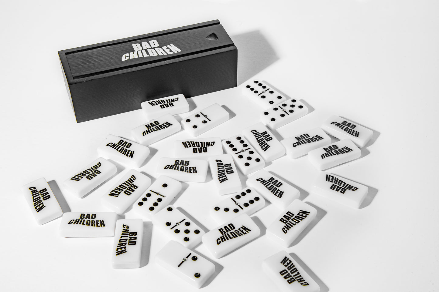 BAD CHILDREN DOMINOS