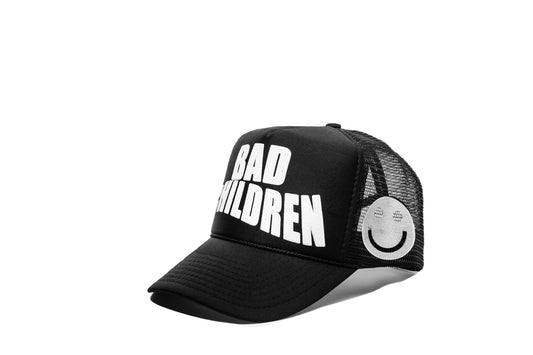 BAD CHILDREN BLACK PUFF HAT